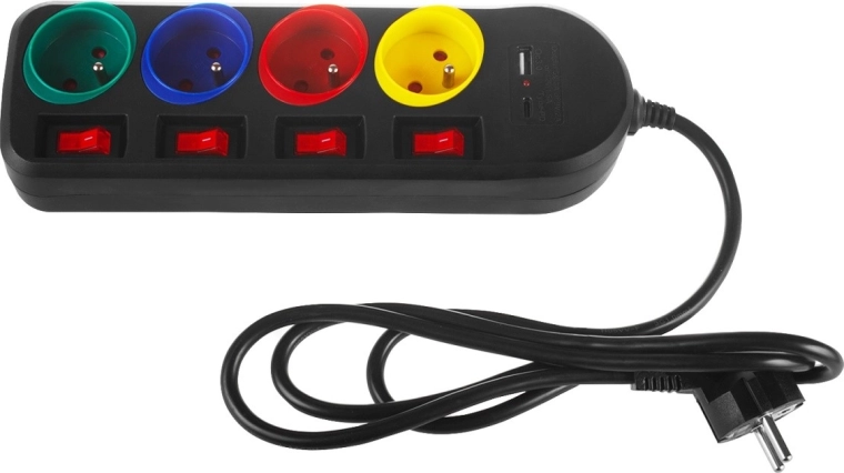 MACLEAN Surge-Protected Power Strip Extension, 4 Outlets with Switches and USB-A/USB-C, 1.5 m