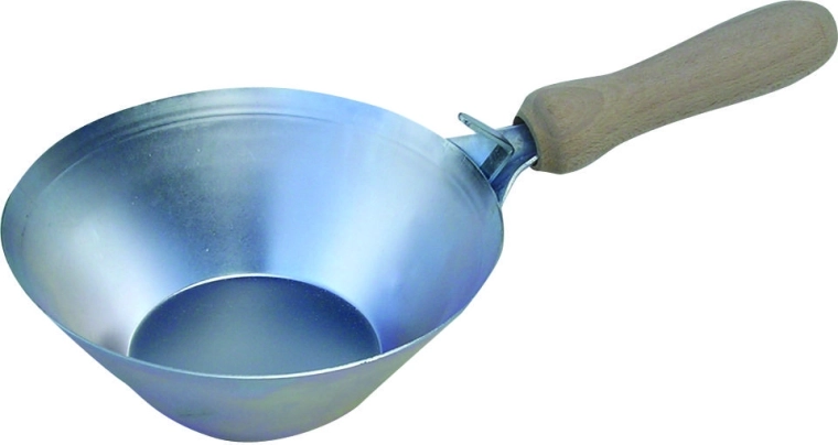 Mason’s scoop with wooden handle 185 mm