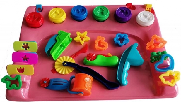 Modelo grote keukenset met modelleringsmat