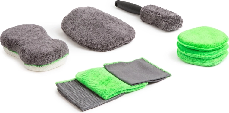 Set microvezelsponzen voor het wassen van de auto