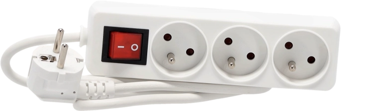 Extension power strip with switch, 3 outlets, 1.5 m, white