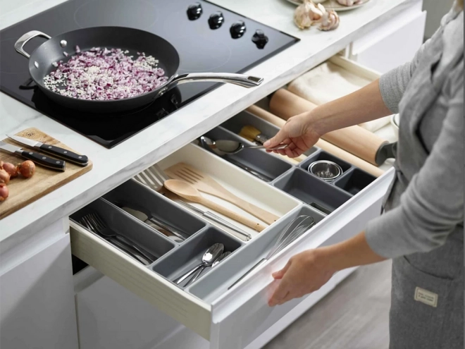 Küchenorganisator für Besteckschublade