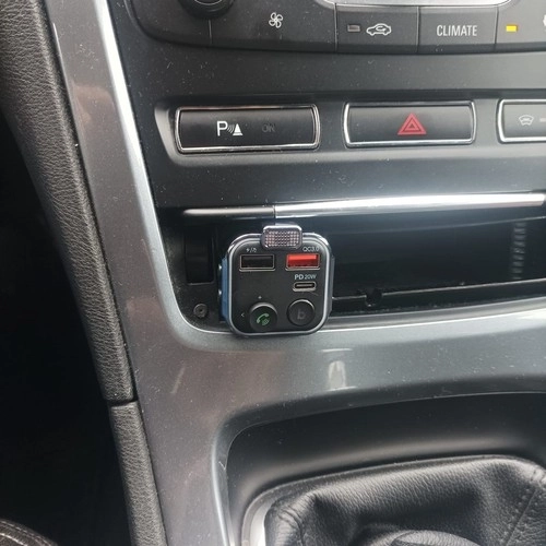 Bluetooth FM Transmitter Mit Ladegerät