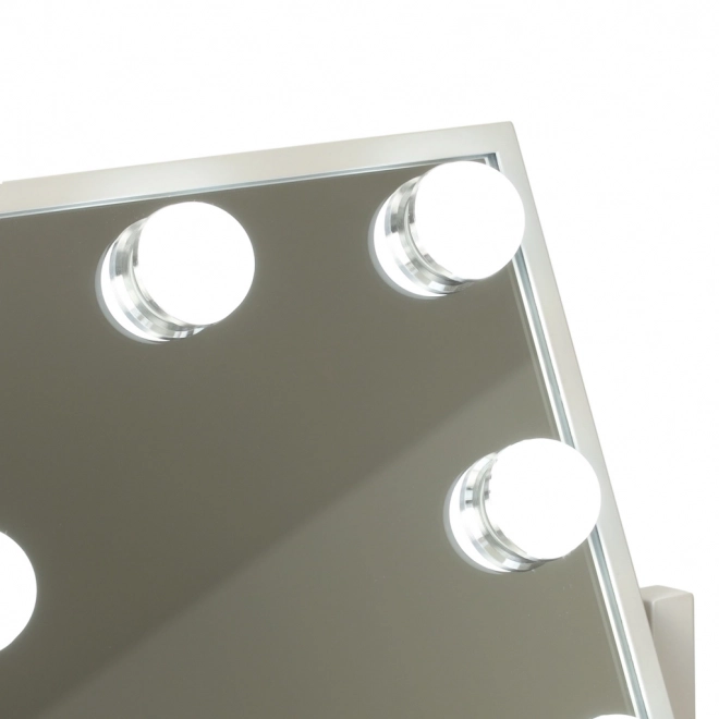 Kosmetikspiegel mit LED-Beleuchtung und USB-Anschluss