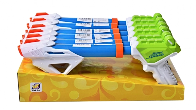 Waterpistool voor flessen