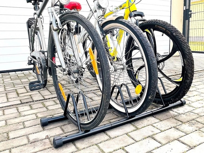 Support pour 3 vélos à rangement