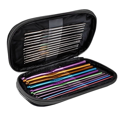 Set haaknaalden met accessoires