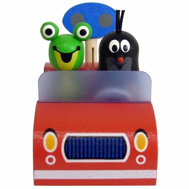 Supports imagination and fine motor skills