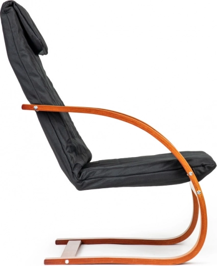 Robuste Konstruktion aus gebogenem Sperrholz und Metall