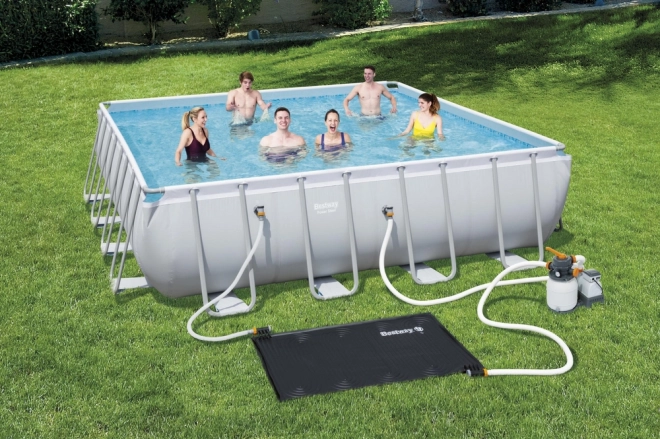 Panneau solaire pour le chauffage de l'eau de la piscine