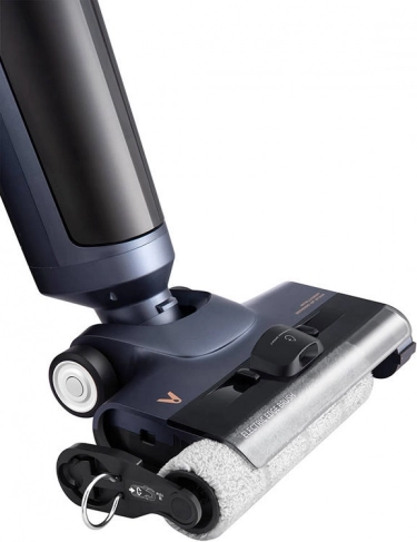 Powerful motor and efficient cleaning