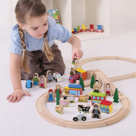 Compatible with most train sets