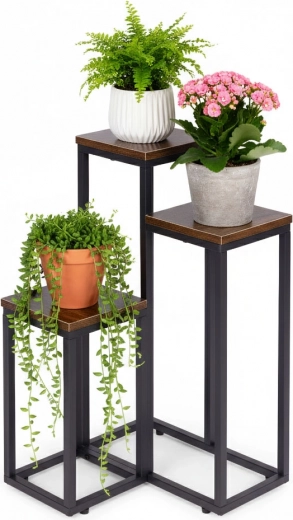 Three-tier layout for an impressive display