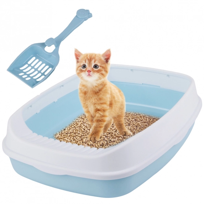 Geöffnete Katzenstreu-Großraumschale mit Sieb und Schaufel