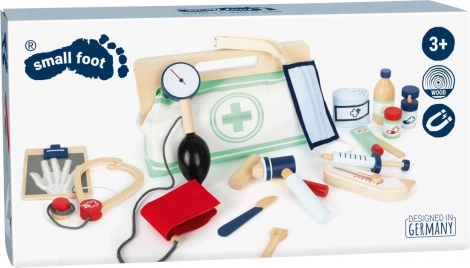 Équipement riche pour un jeu de médecin réaliste
