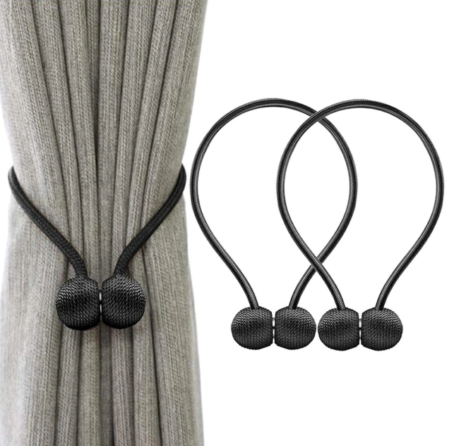 Strong magnets for a reliable grip