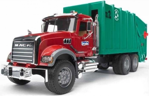 Realistische details van de MACK-cabine