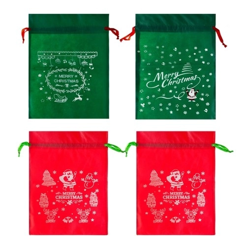 Sets von vier Weihnachtsgeschenktaschen