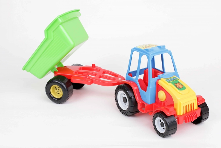 Detachable and tipping trailer