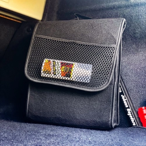 Pockets for better organization
