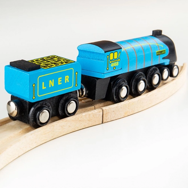 Houten replica van de Mallard-locomotief met rails