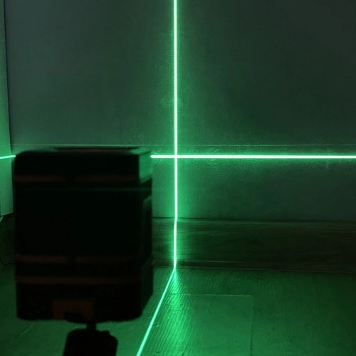 Laserwaterpas met groene kruislaser