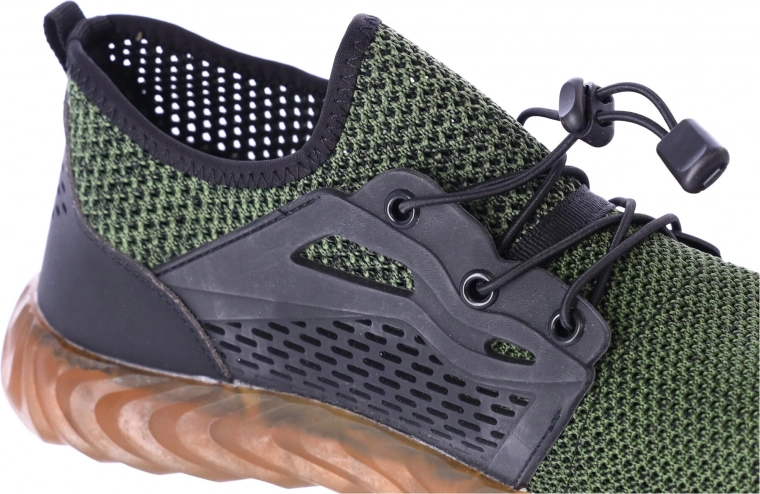 Atmungsaktives Obermaterial für ganztägigen Komfort