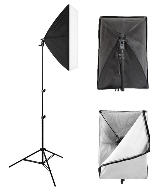 Soft, professional light thanks to the 60 × 40 cm softbox