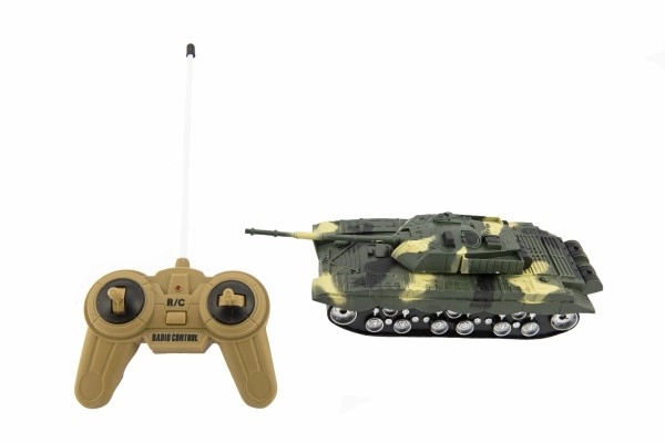 Twee RC-tanks 1:32 met effecten