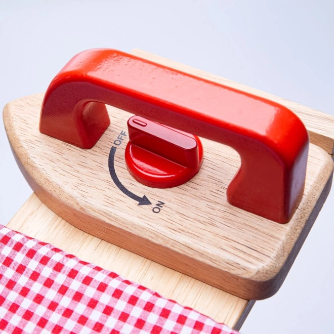 Houten strijkplank en strijkijzer voor kinderen