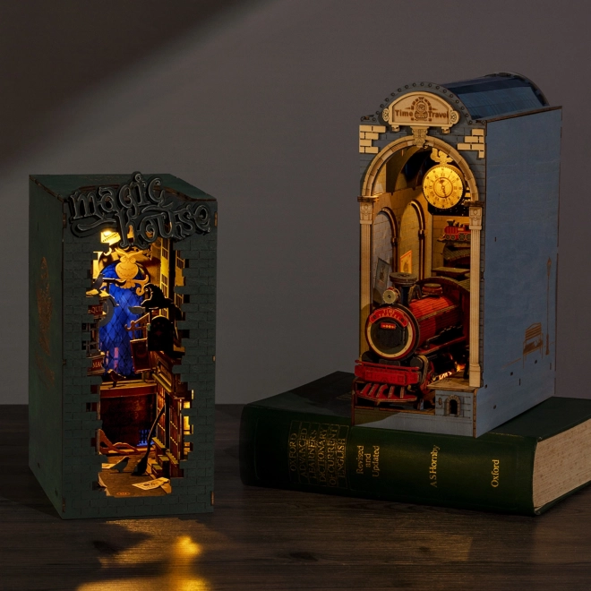 RoboTime miniatuur huisje Tovenaarsstraat