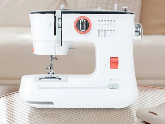 Machine à coudre portable avec 12 points et pédale