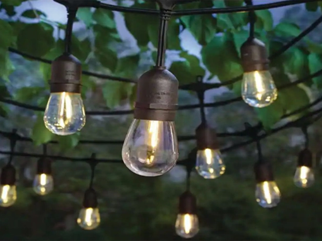 Lumière chaude et cosy pour chaque soirée