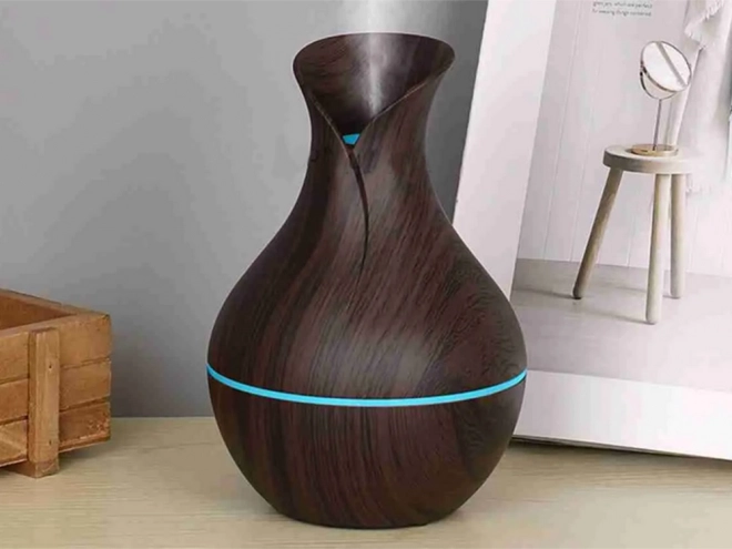 Modern aroma diffuser and air humidifier with RGB lighting USB