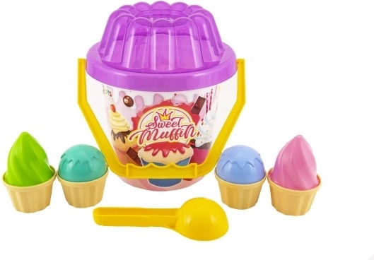 Adorable ice cream moulds