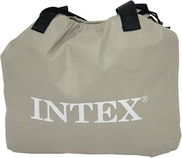 Angenehme Veloursoberfläche und praktisches Zubehör