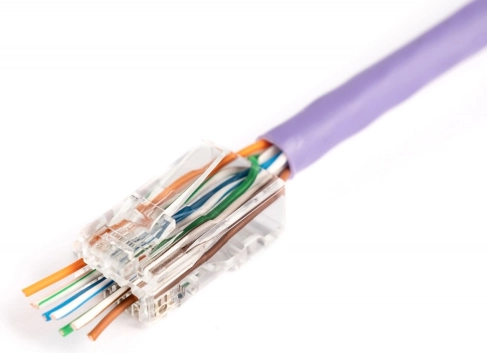 Pass-through RJ45 (8P8C) connector Cat. 6, unshielded, AWG 26–24, pack of 100