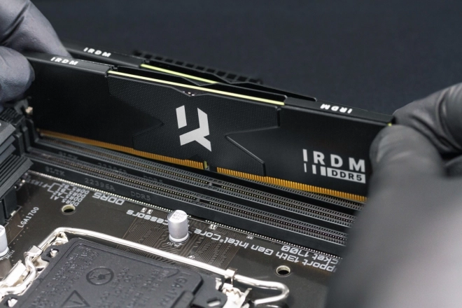 Mémoire IRDM DDR5 32GB (2x16GB) 6400MHz CL32 noire