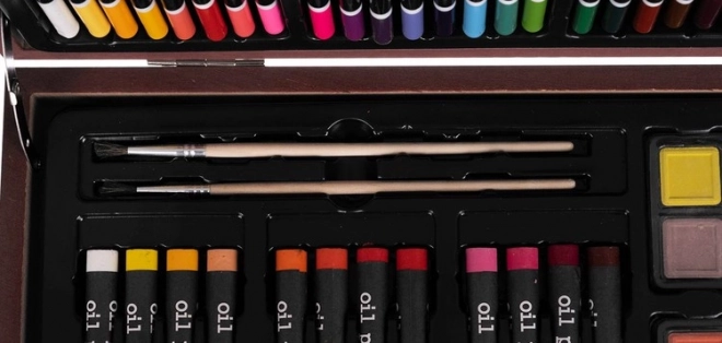 Painting Set With Wooden Case And Drawer