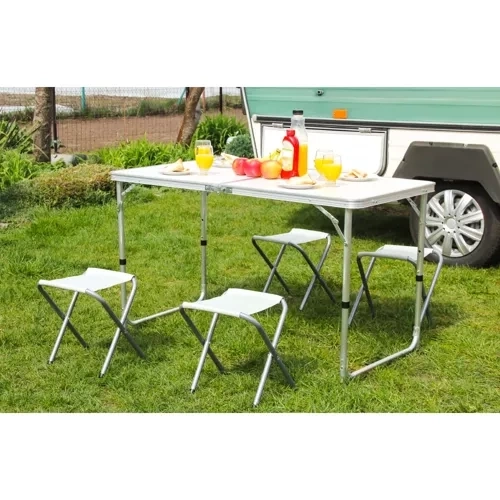 Camping-Set mit Tisch und 4 Stühlen