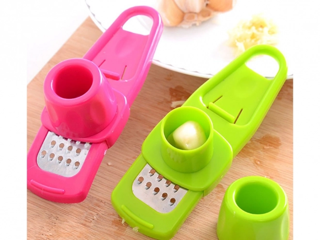 Mini-rasp voor knoflook en gember met veiligheidshouder – groen