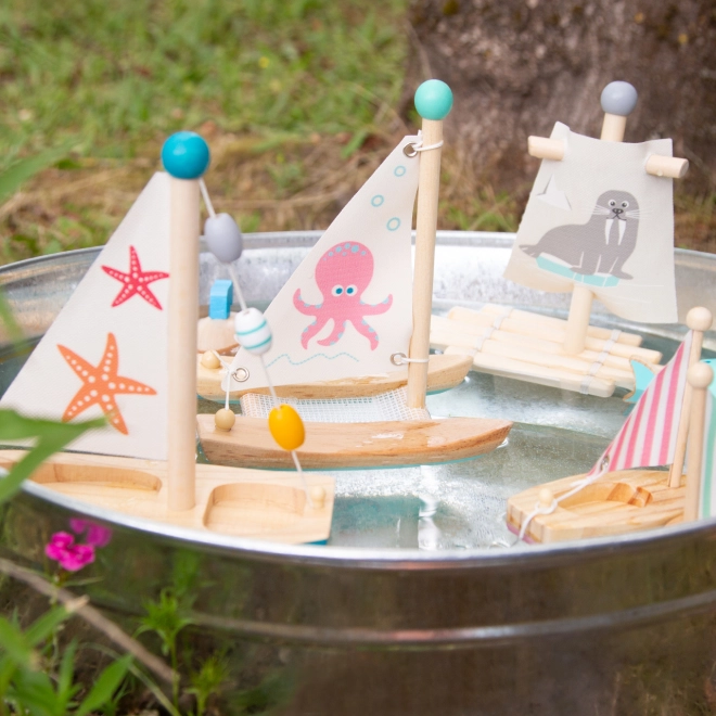 Fun for bath, pool, and seaside
