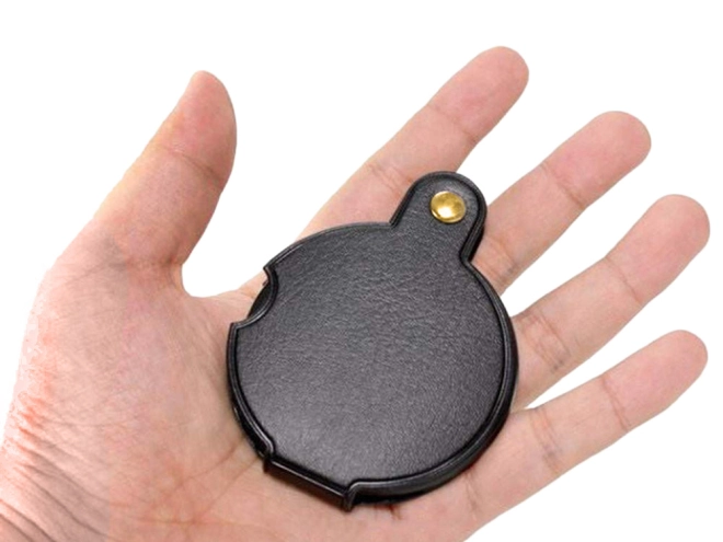 Compact folding pocket-friendly design