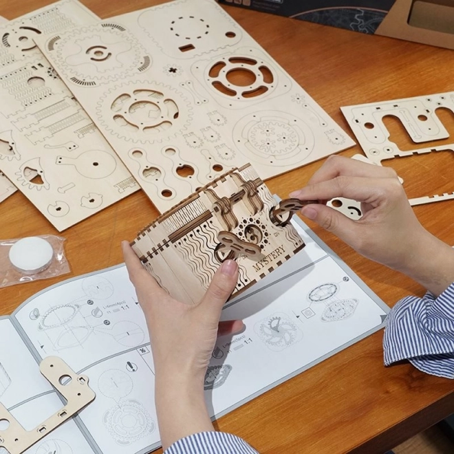 RoboTime 3D Wooden Mechanical Puzzle Jewelry Box