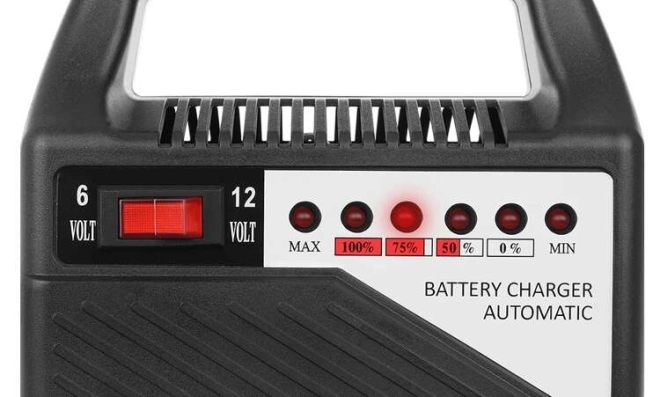 Acculader 12V 6A