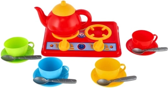 Waterkoker en theeservies voor serveren