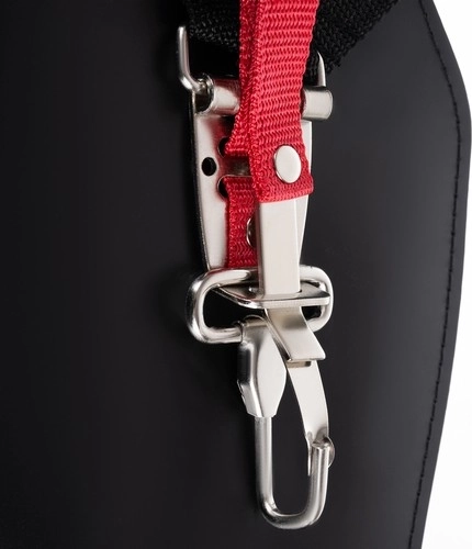 Attache métallique solide