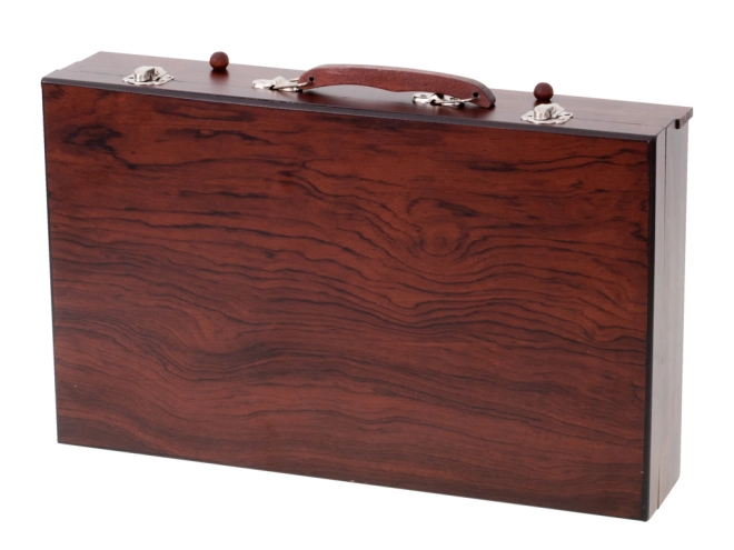 Mallette en bois pratique