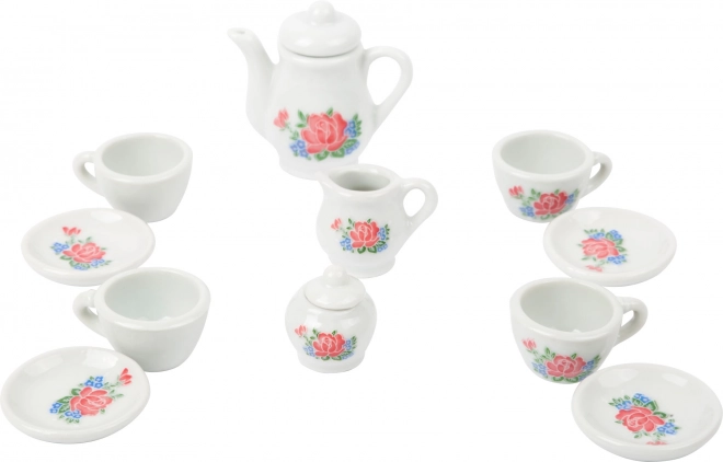 Klein koffieservies in een koffer