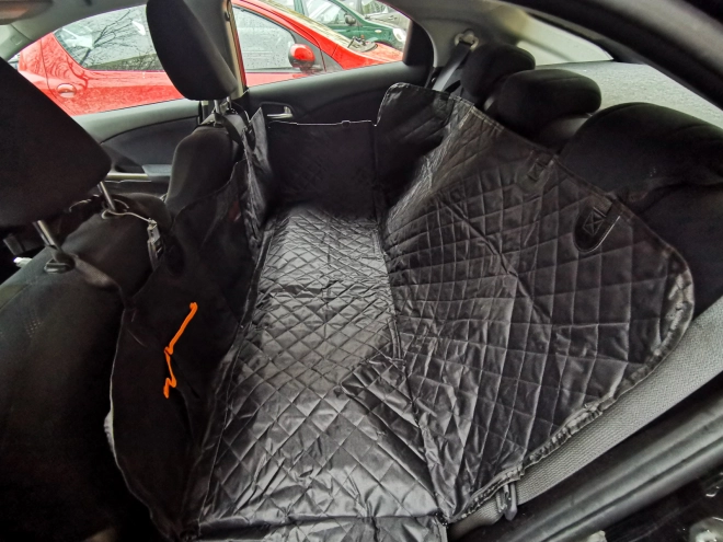 Matériau imperméable et antidérapant